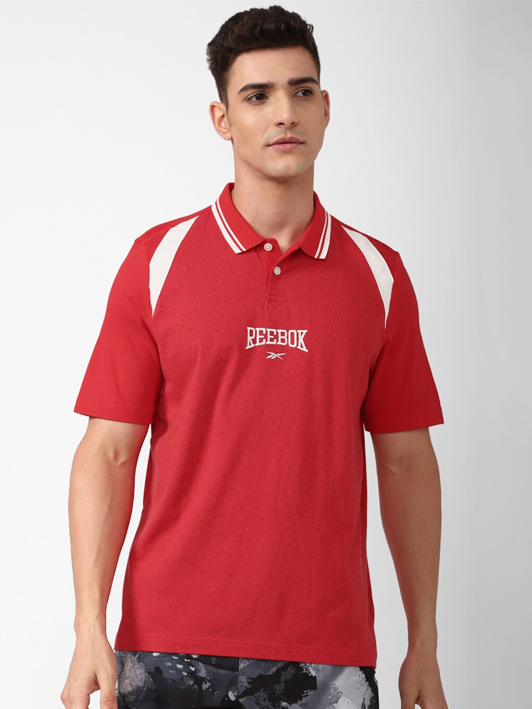 

Reebok Cl Var Polo Collar Slim-Fit Pure Cotton T-Shirt, Red