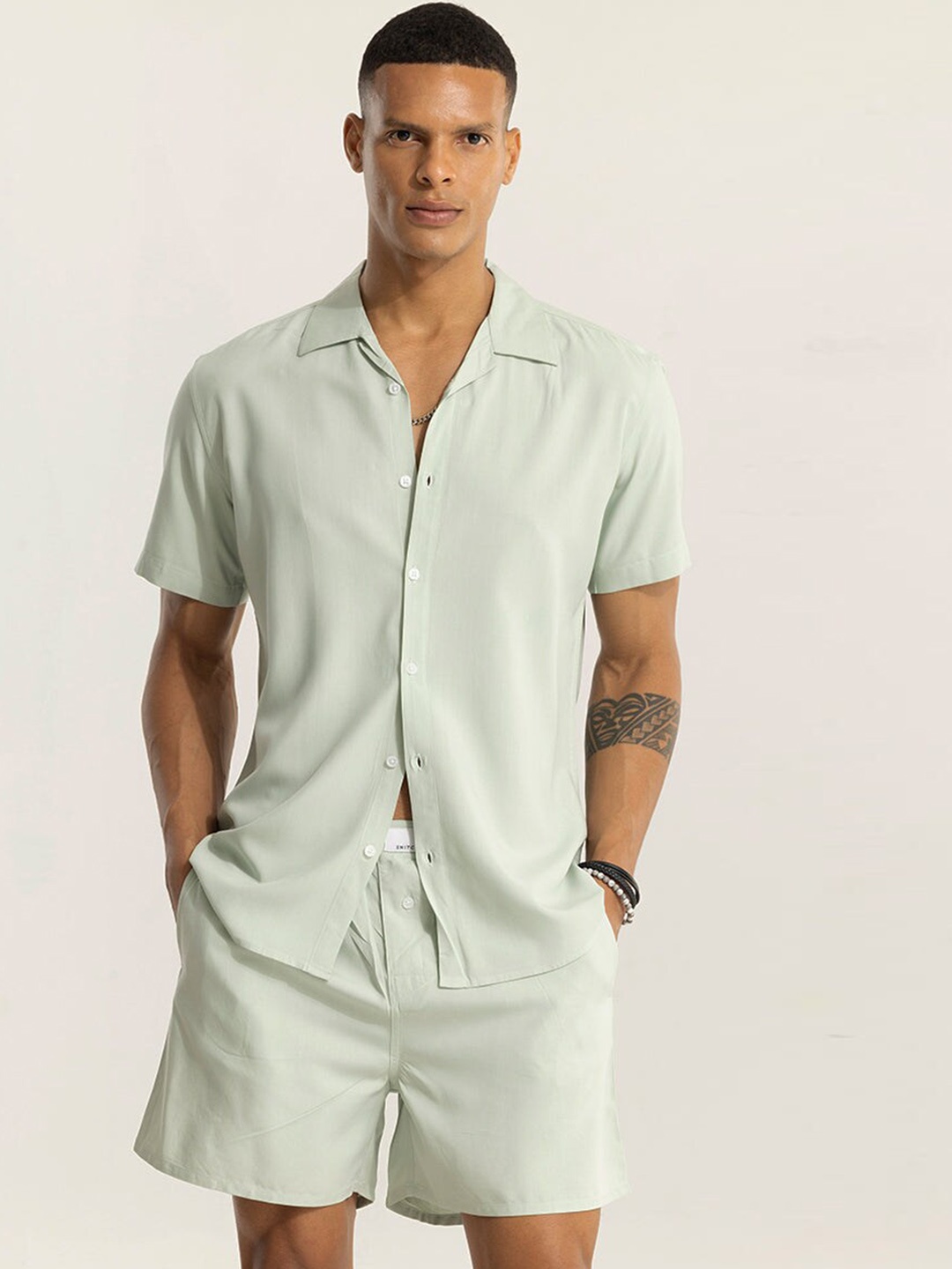 

Snitch Short Sleeves Shirt With Shorts, Green