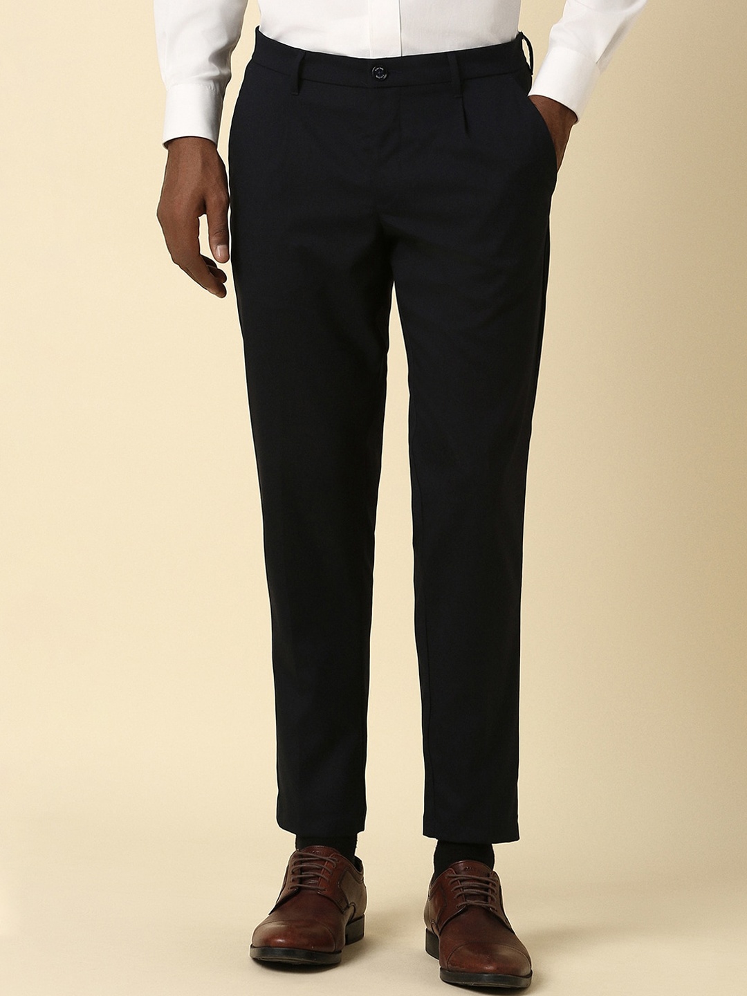 

Allen Solly Men Slim Fit Mid-Rise Formal Trouser, Black