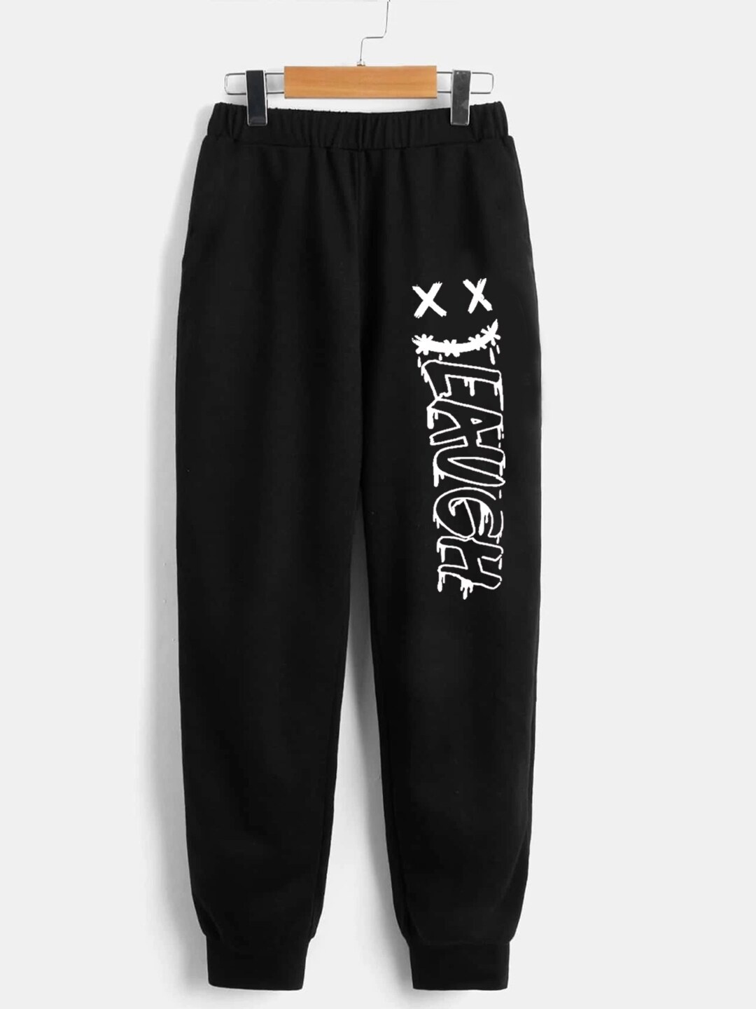 

StyleCast Boys Black Printed Regular Fit Mid-Rise Pain Joggers