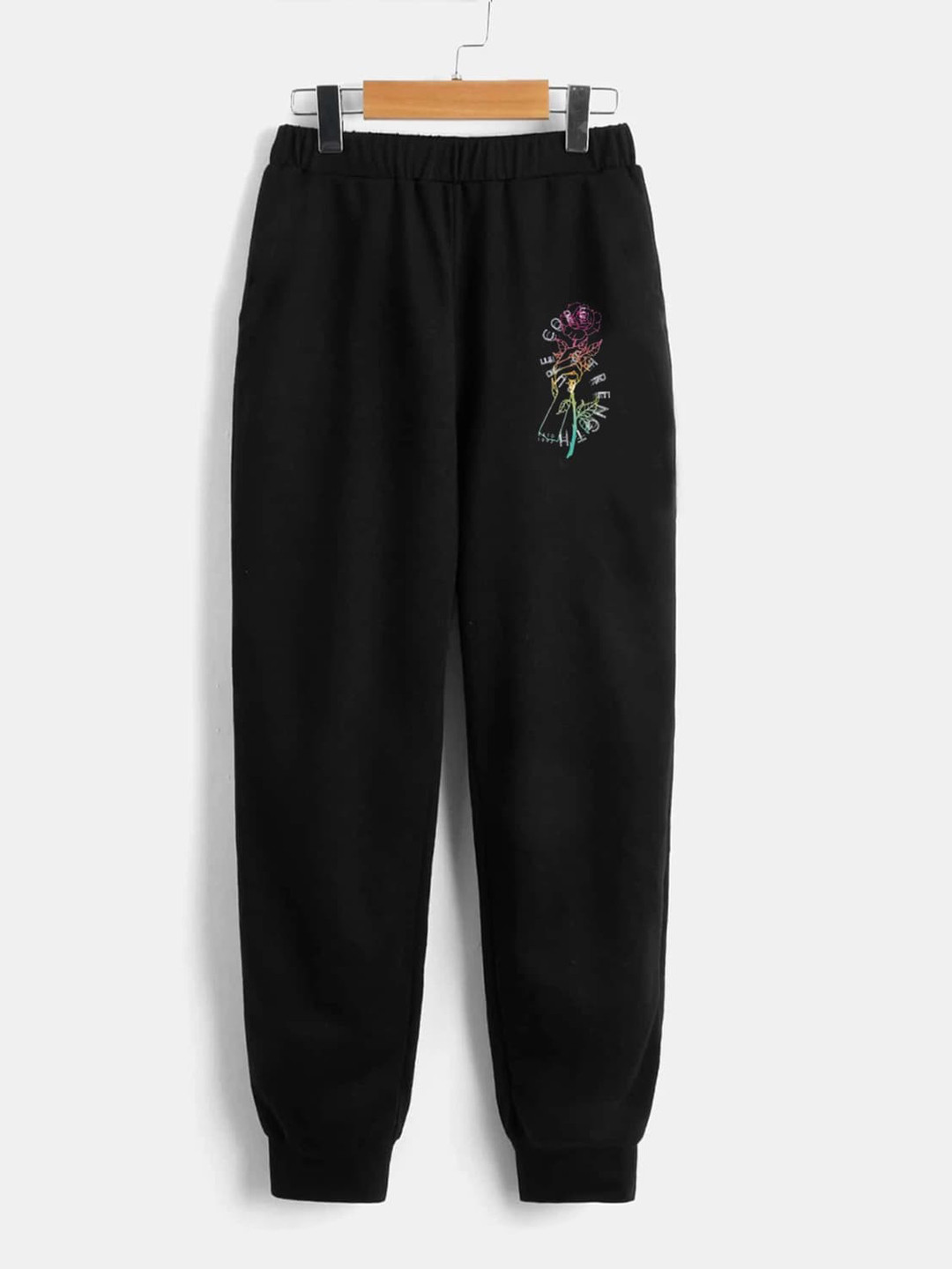 

StyleCast Black Boys Original Fit Mid-Rise Typography Printed Joggers