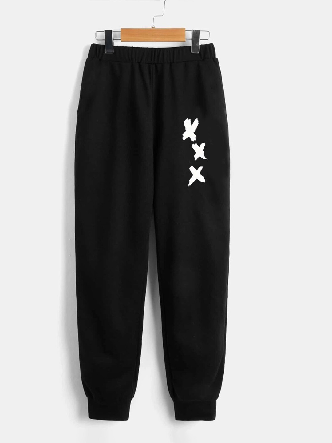 

StyleCast Boys Black Printed Mid-Rise Joggers