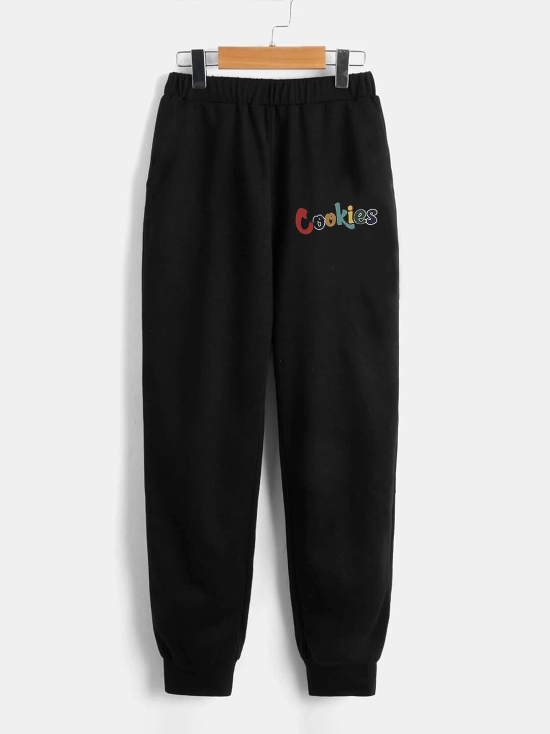 

StyleCast Black Boys Original Fit Mid-Rise Typography Printed Joggers