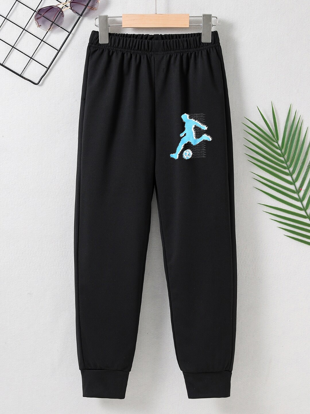 

StyleCast Boys Black Printed Mid-Rise Original Joggers