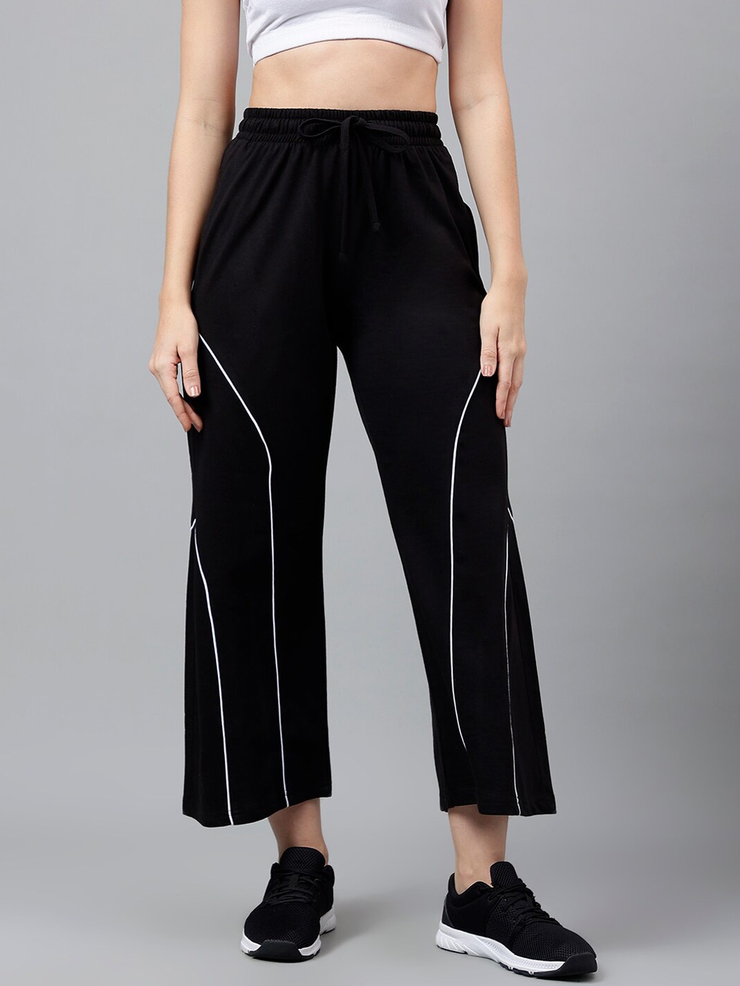 

MKH Women Mid-Rise Relaxed-Fit Track Pants, Black