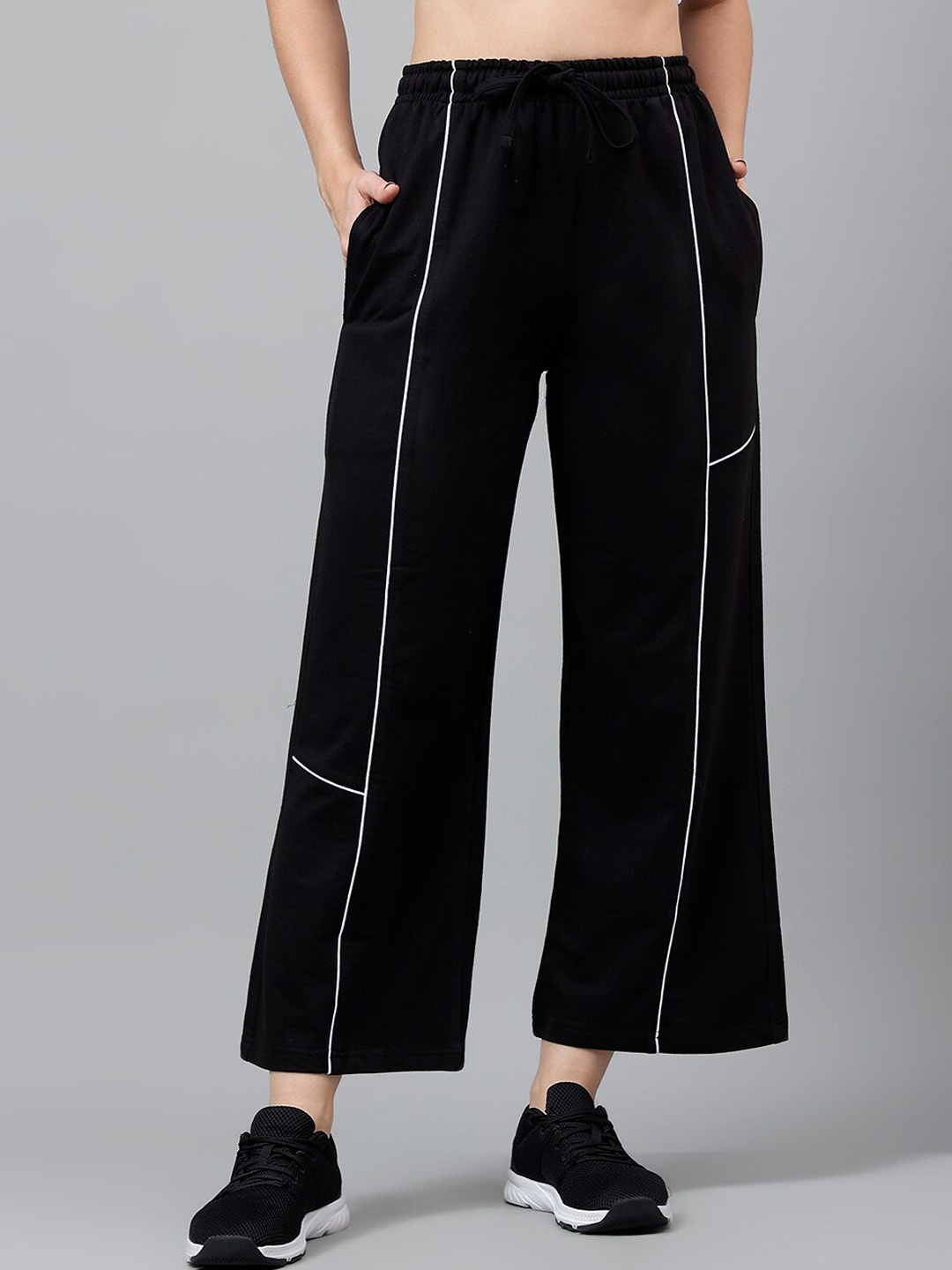 

MKH Women Mid-Rise Relaxed-Fit Track Pants, Black