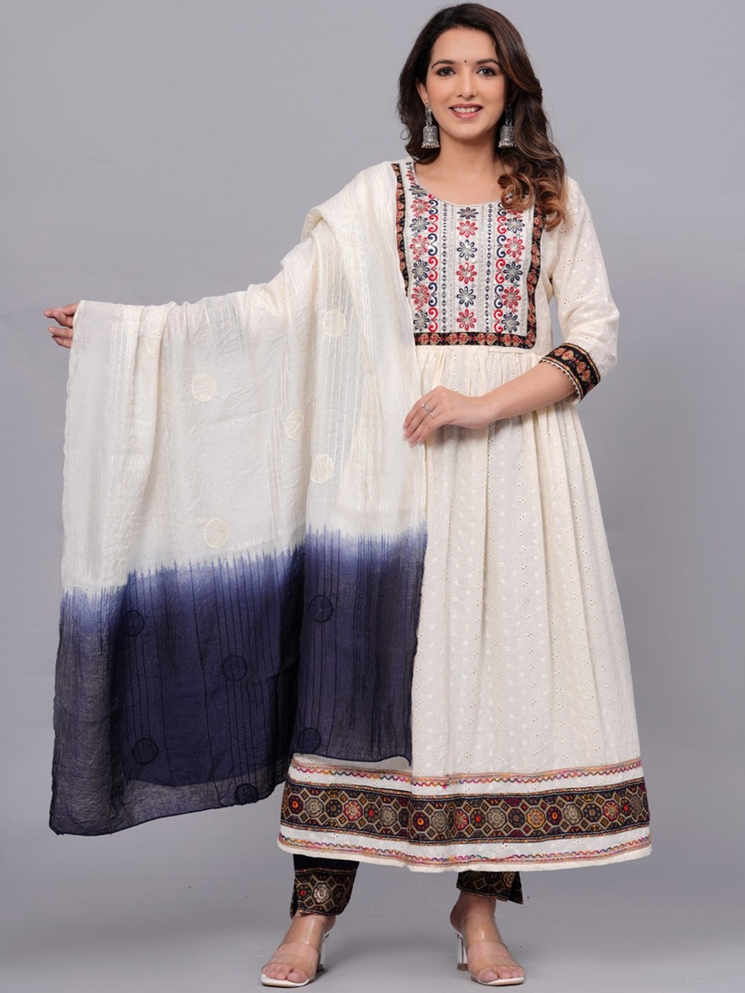 

UNISETS Ethnic Motifs Yoke Design Anarakali Kurta with Pyjamas & Dupatta, Cream