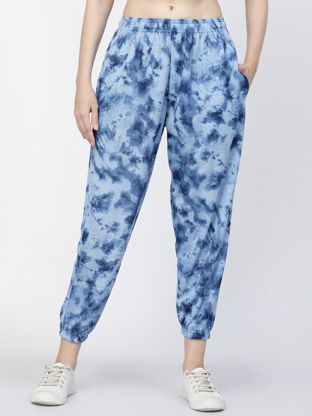 

UZARUS Women Abstract Printed Relaxed Fit Joggers, Blue