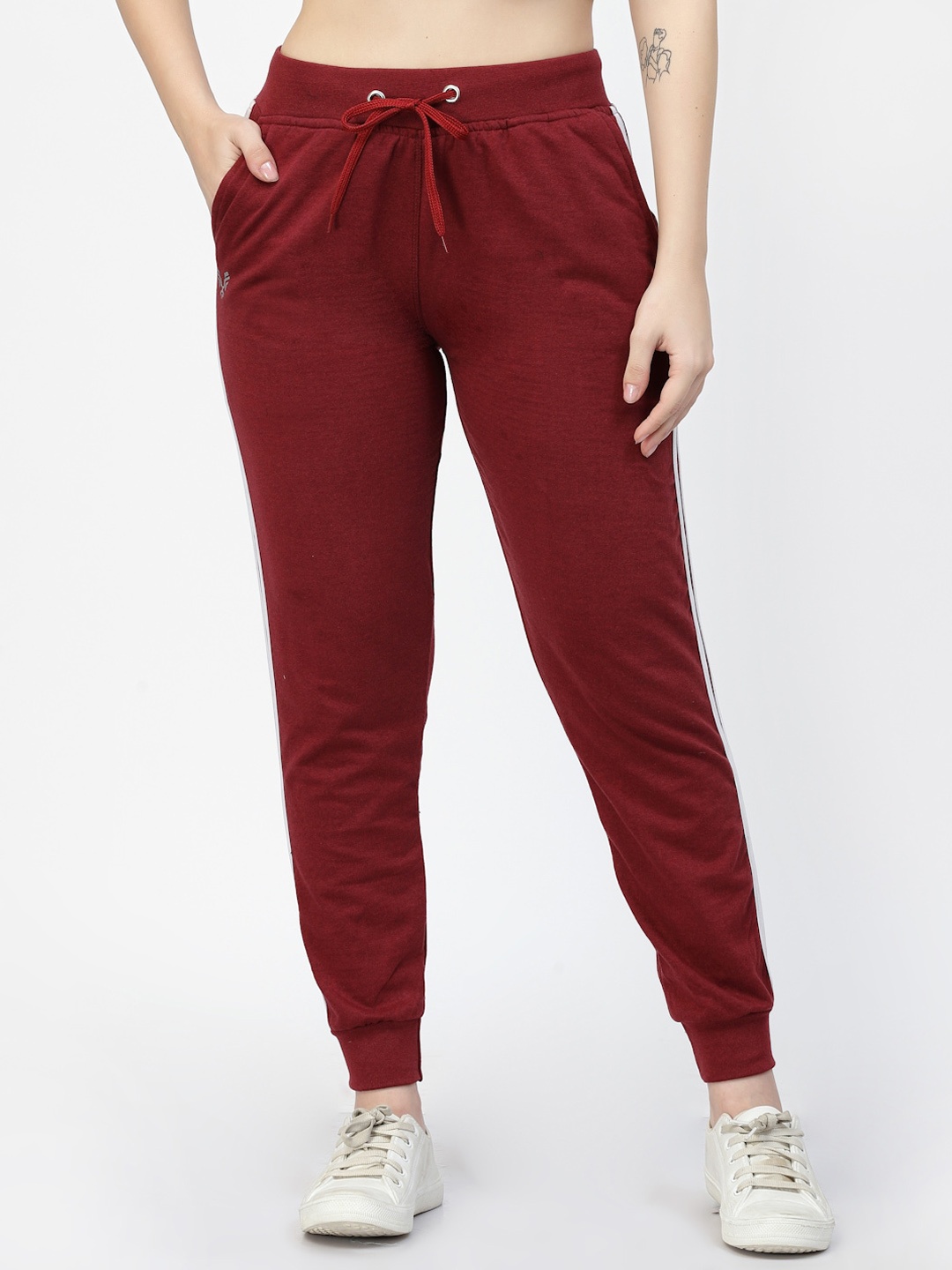 

UZARUS Women Slim Fit Joggers, Burgundy