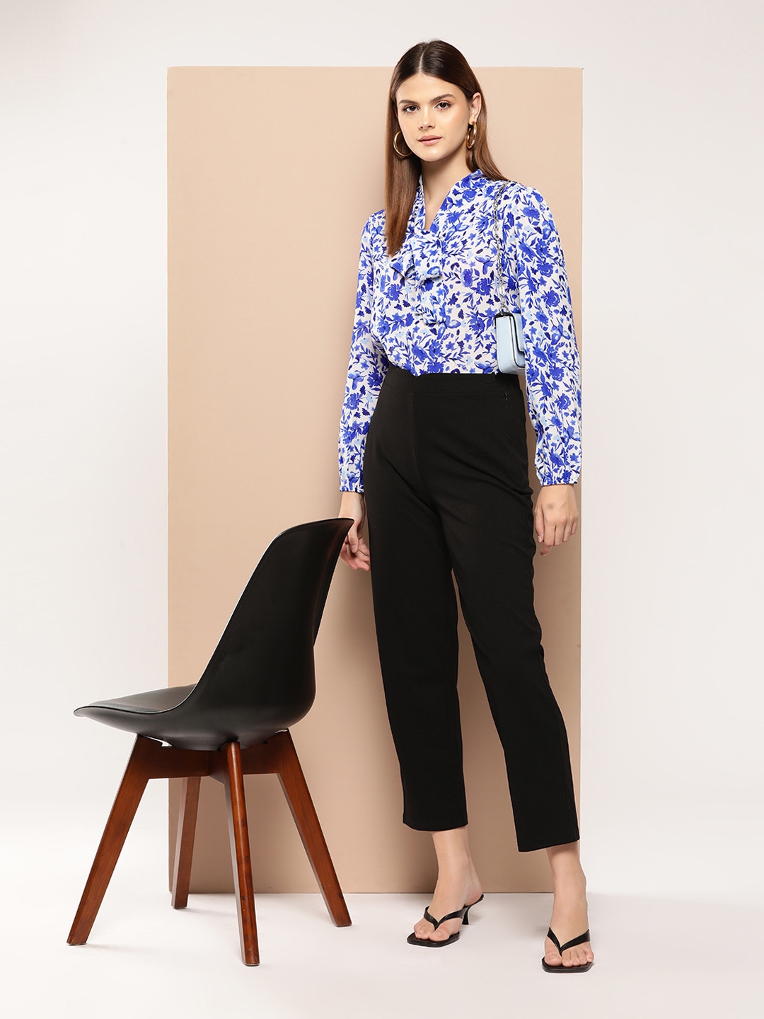 

INVICTUS Floral Print Tie-Up Neck Puff Sleeve Georgette Top, Blue