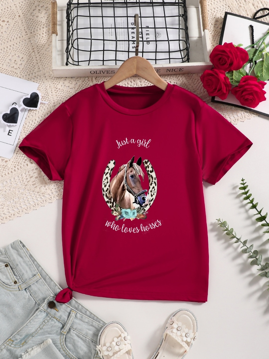 

StyleCast Girls Red Graphic Printed T-shirt