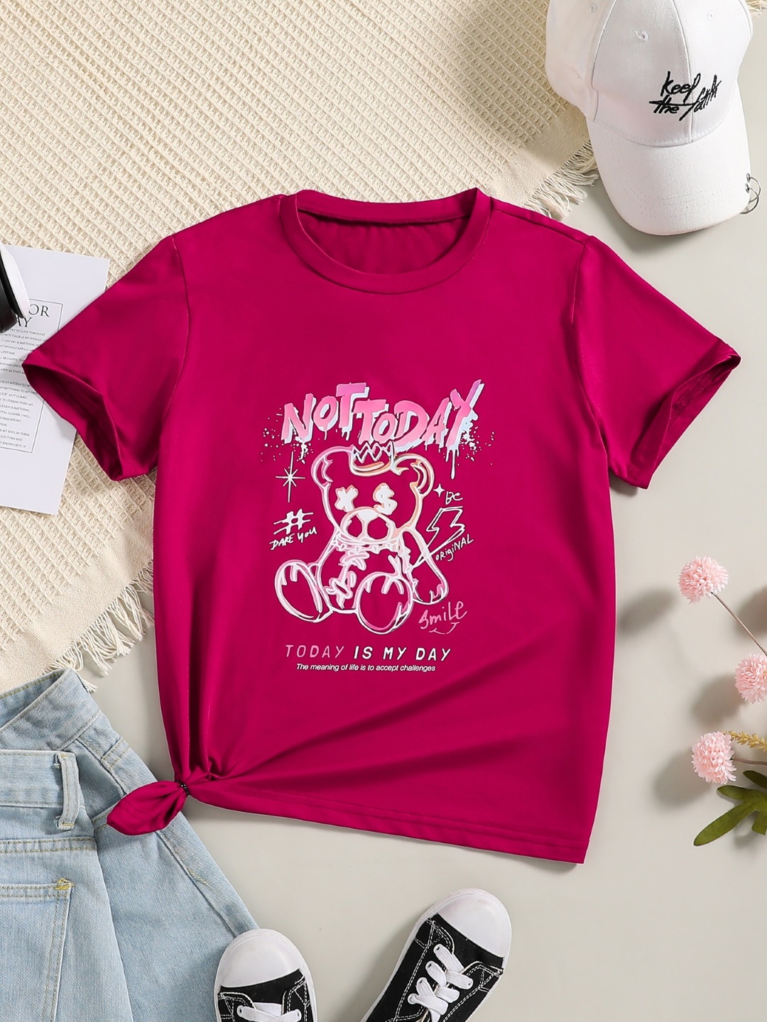 

StyleCast Girls Red Graphic Printed T-shirt