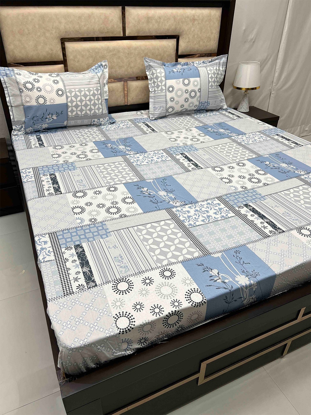 

Pure Decor Gem Blue & Grey Floral Cotton 260 TC King Fitted Bedsheet with 2 Pillow Covers