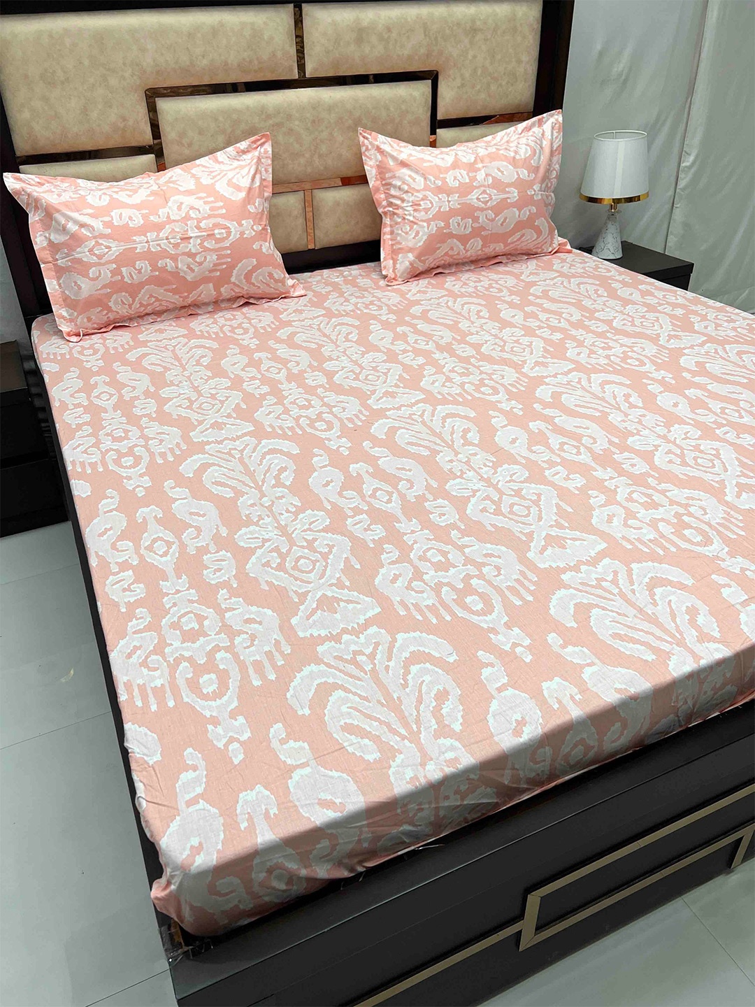 

Pure Decor Gem Pink & White Cotton 260 TC Fitted King Bedsheet with 2 Pillow Covers