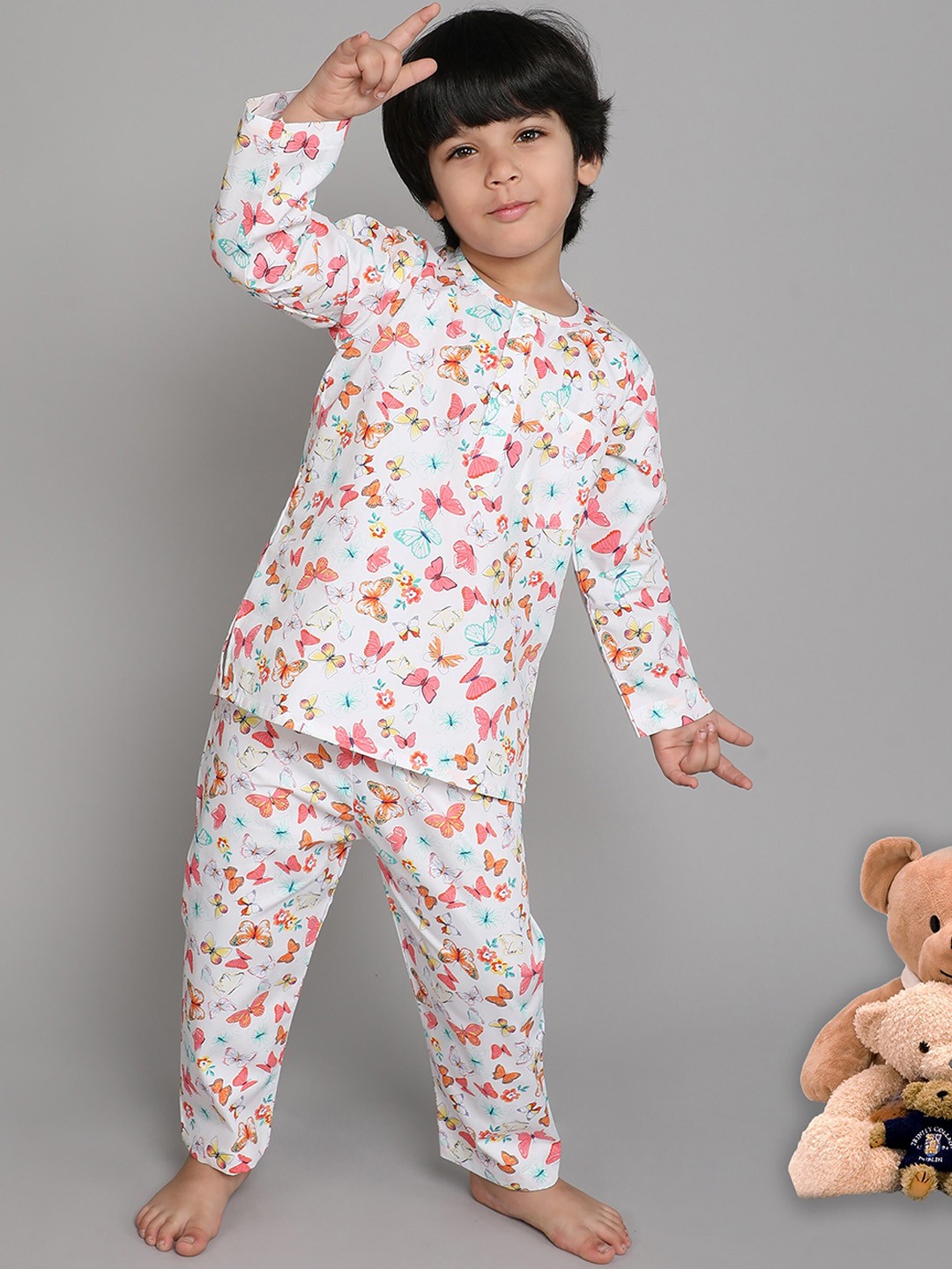 

BAESD Boys Conversational Printed Pure Cotton Night Suit, White