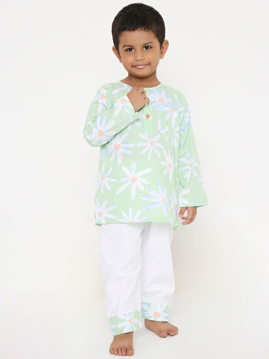

BAESD Kids Floral Printed Pure Cotton Night suit, Green