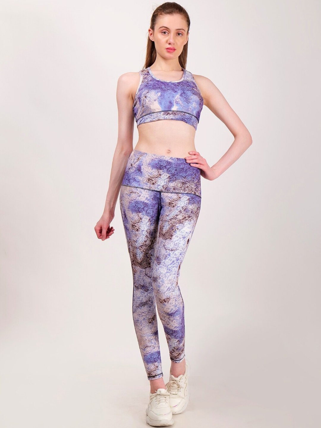 

FLURR Women Printed Tracksuit, Purple