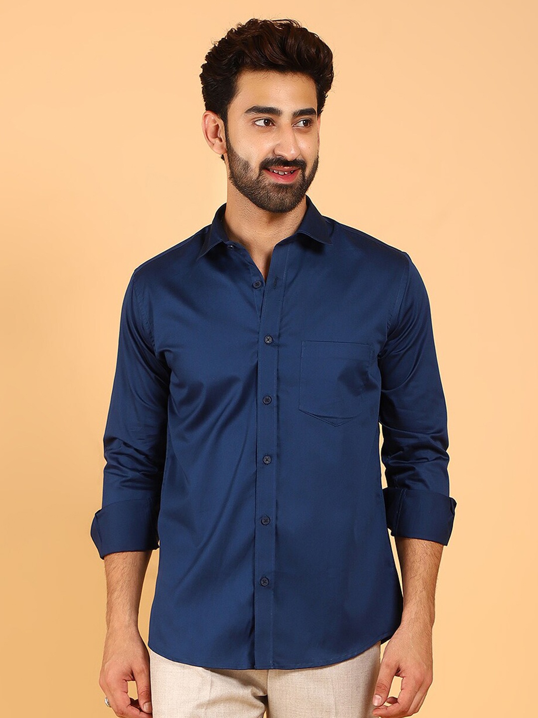 

BLUEBIRD Classic Spread Collar Satin Shirt, White