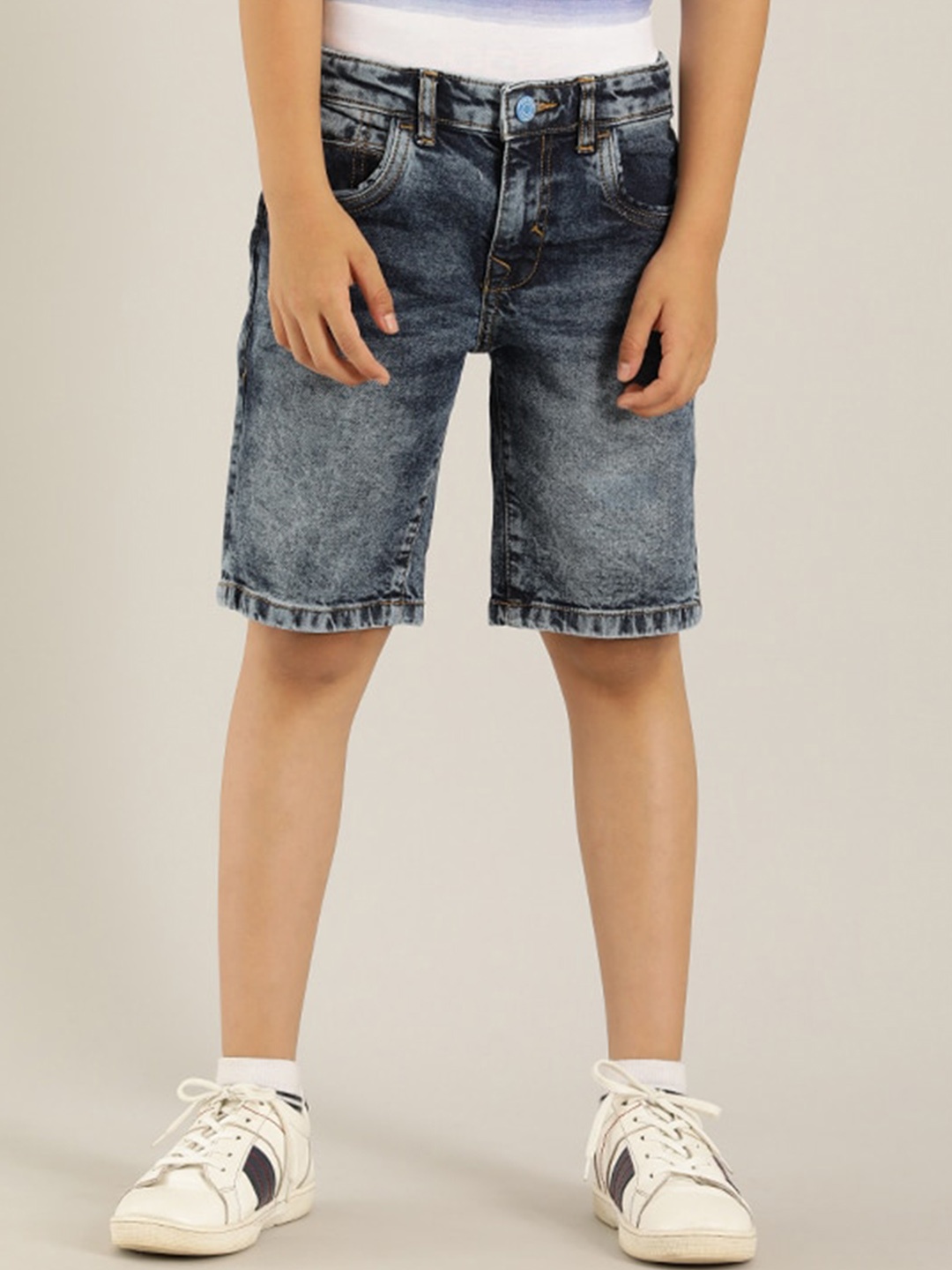 

Indian Terrain Boys Mid Rise Cotton Denim Shorts, Blue