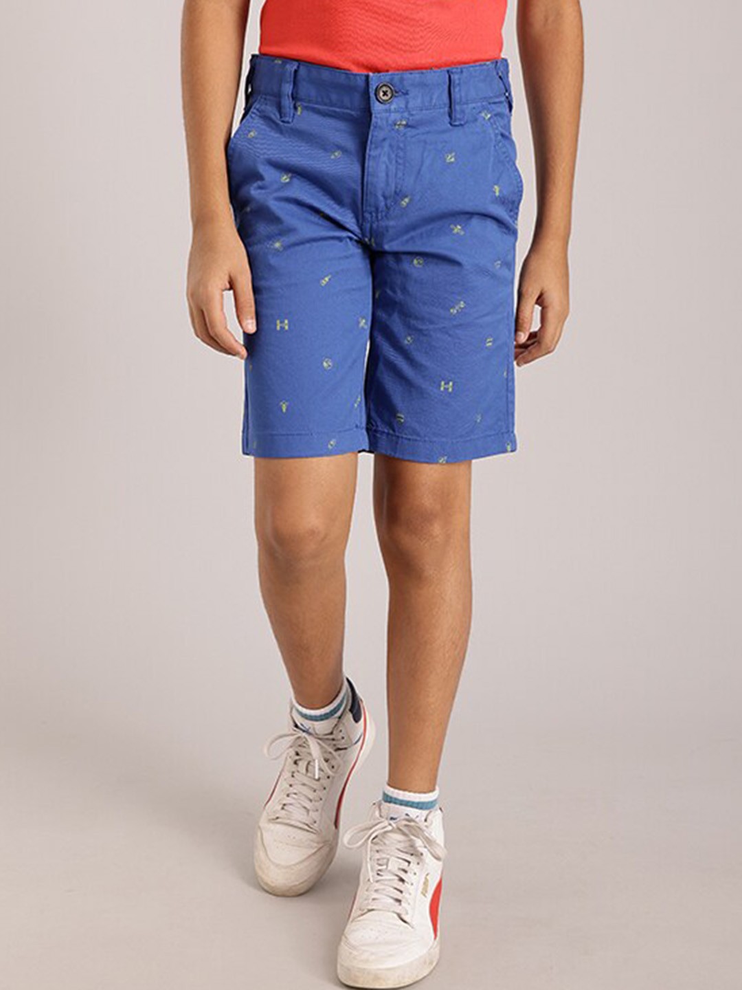 

Indian Terrain Boys Geometric Printed Mid-Rise Pure Cotton Shorts, Blue