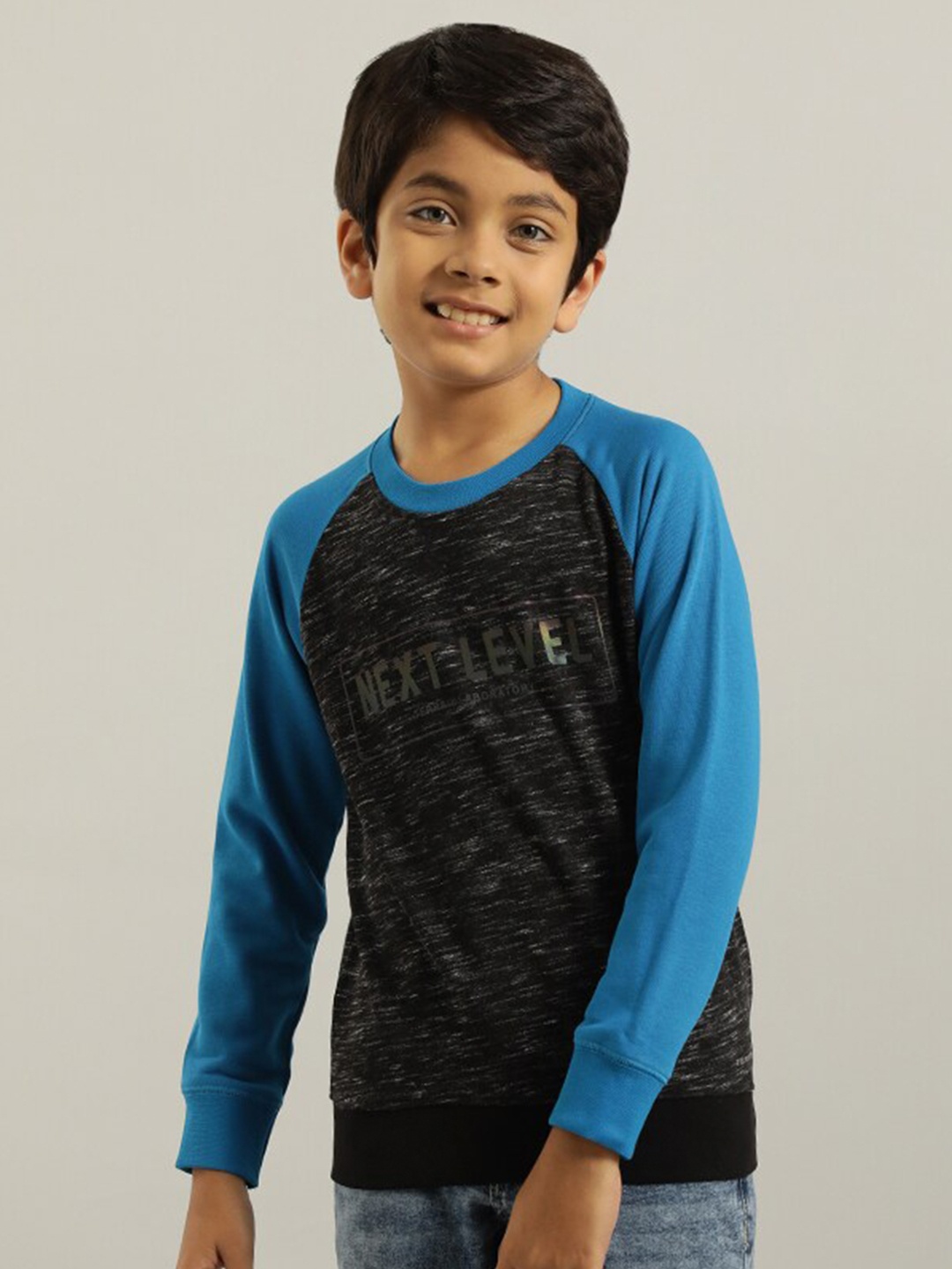 

Indian Terrain Boys Typography Printed Pullover, Black