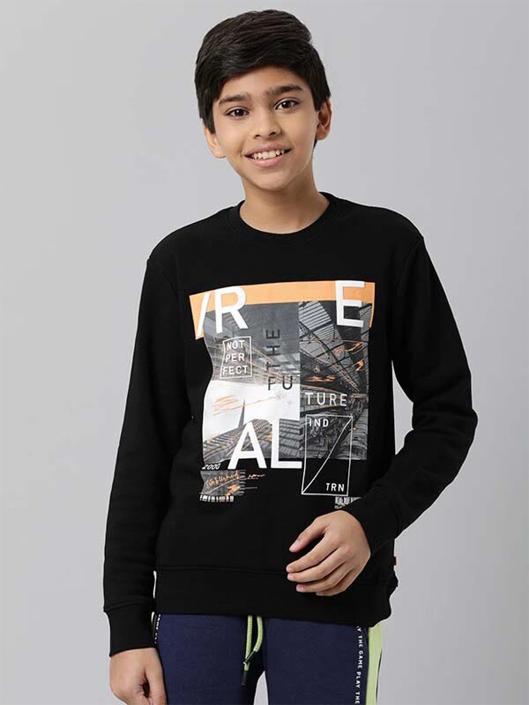

Indian Terrain Boys Graphic Printed Pullover, Black