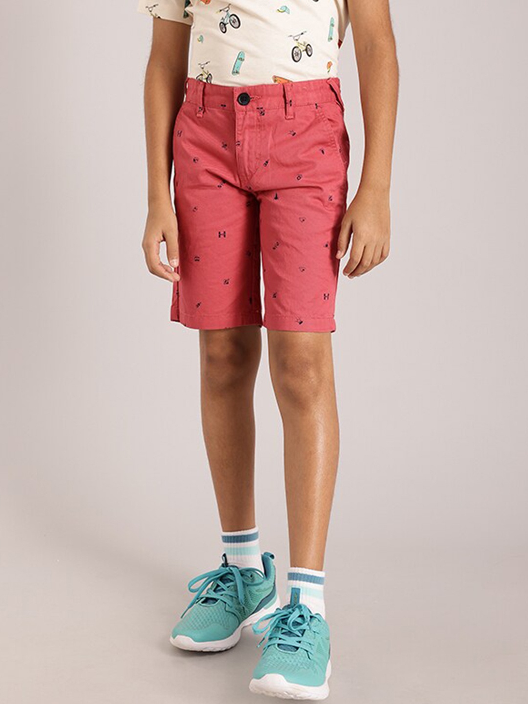 

Indian Terrain Boys Conversational Printed Mid Rise Cotton Regular Shorts, Red