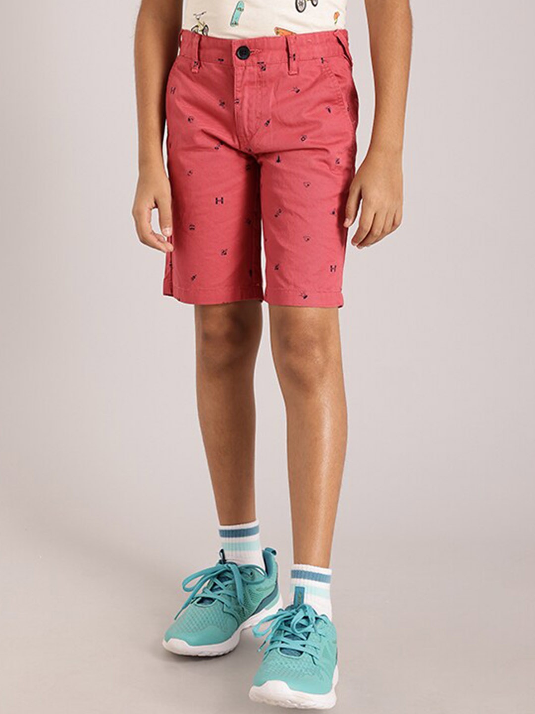 

Indian Terrain Boys Conversational Printed Mid Rise Cotton Regular Shorts, Red
