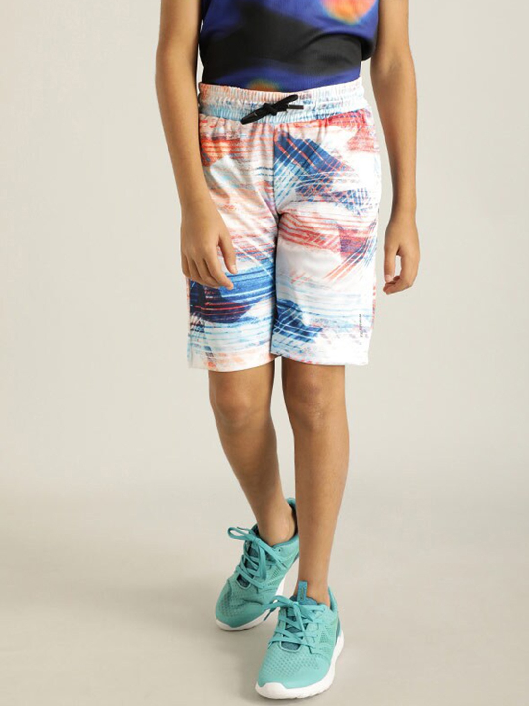 Indian Terrain Boys Abstract Printed Mid Rise Regular Shorts, White