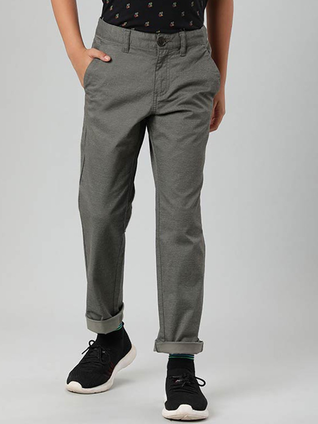 

Indian Terrain Boys Mid Rise Cotton, Green