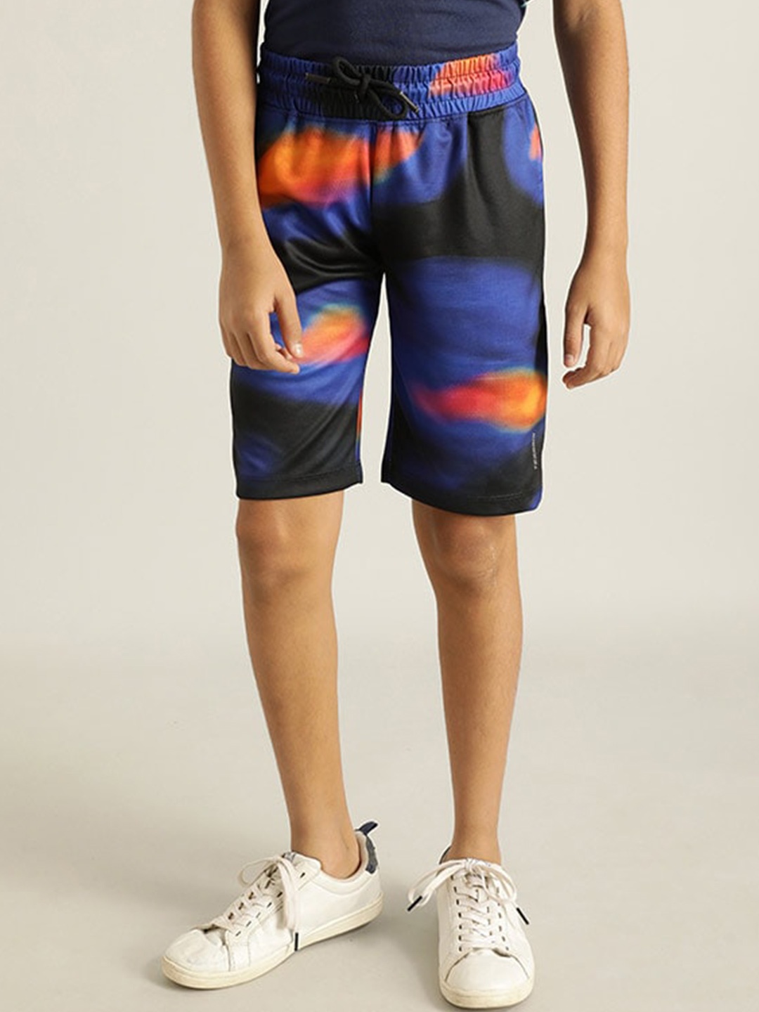 

Indian Terrain Boys Abstract Printed Mid Rise Regular Shorts, Black