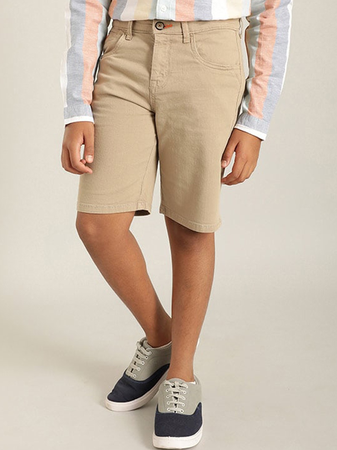 

Indian Terrain Boys Mid Rise Regular Shorts, Khaki