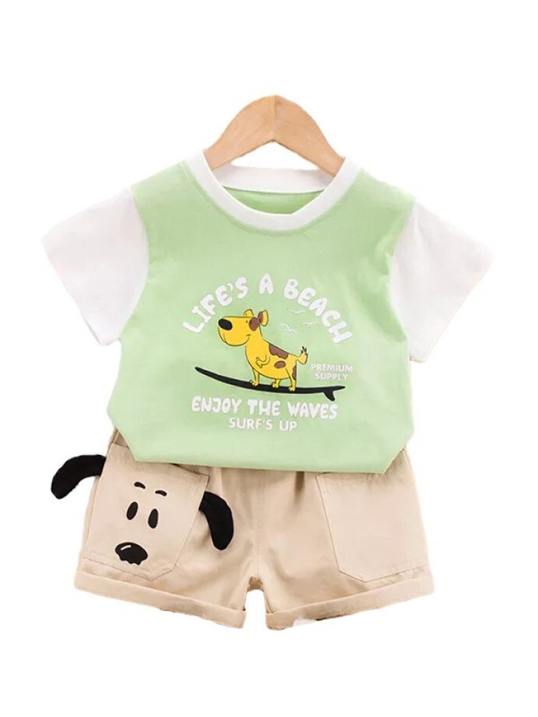 

StyleCast Kids Green Colourblocked Pure Cotton T-shirt With Short