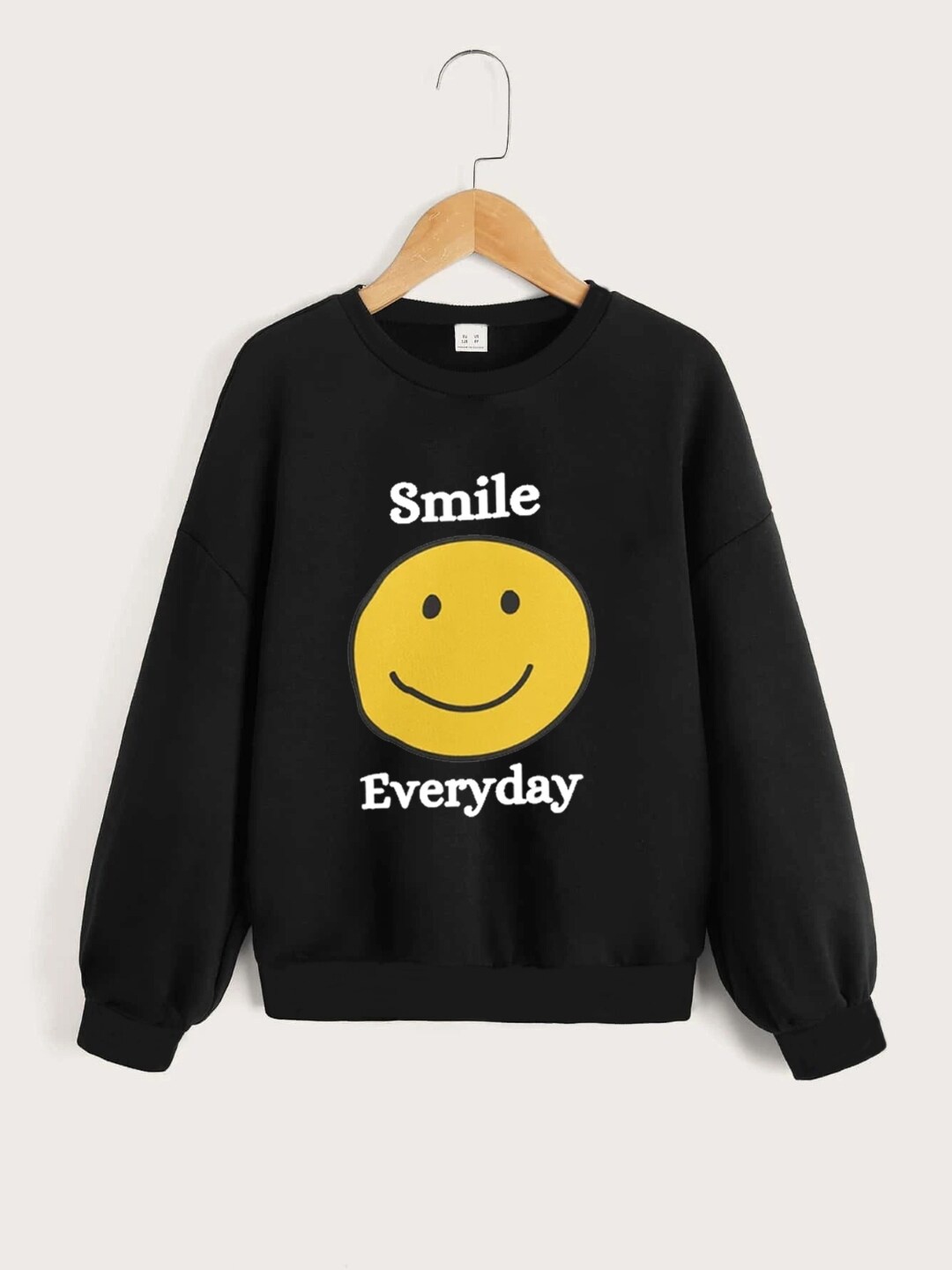 

StyleCast Girls Black Graphic Printed Round Neck Pullover