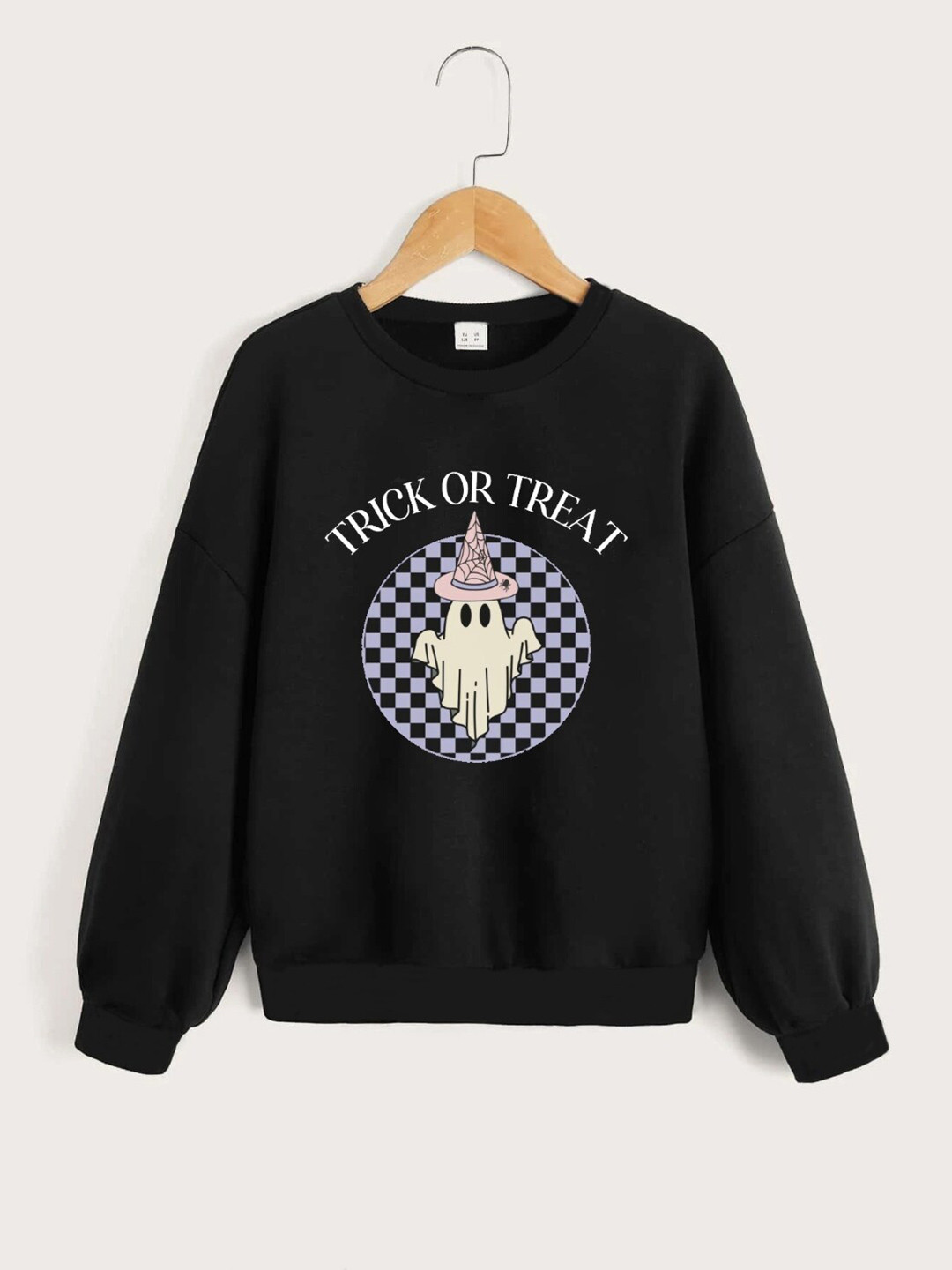 

StyleCast Girls Black Graphic Printed Pullover