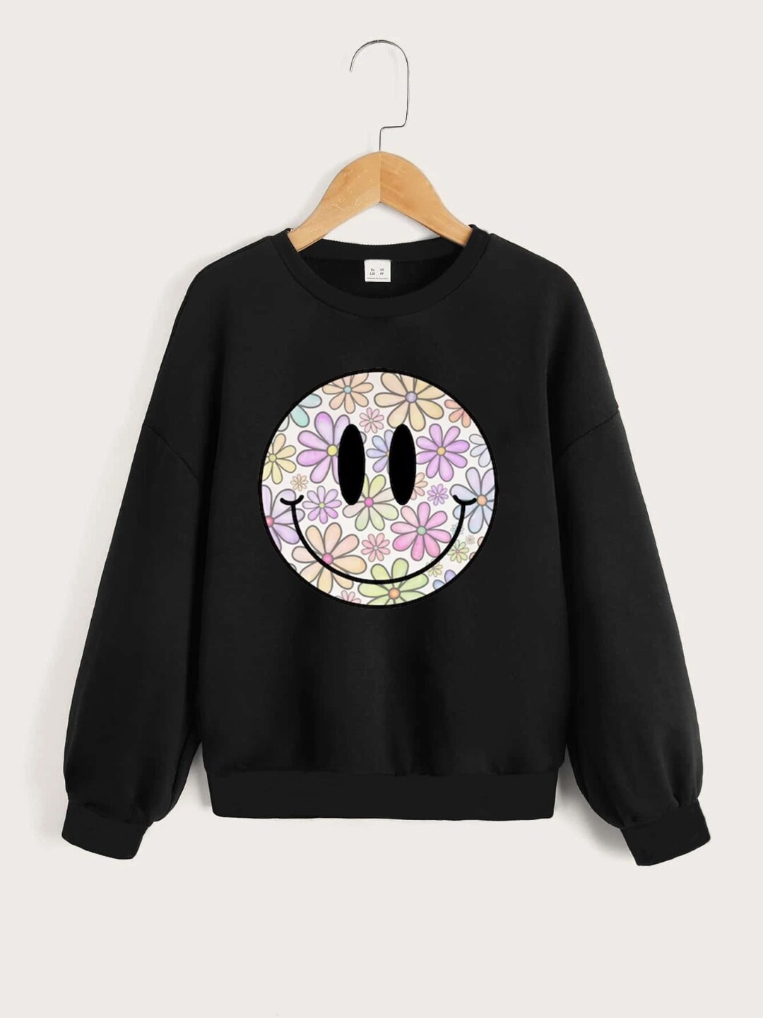 

StyleCast Girls Graphic Printed Pullover, Black