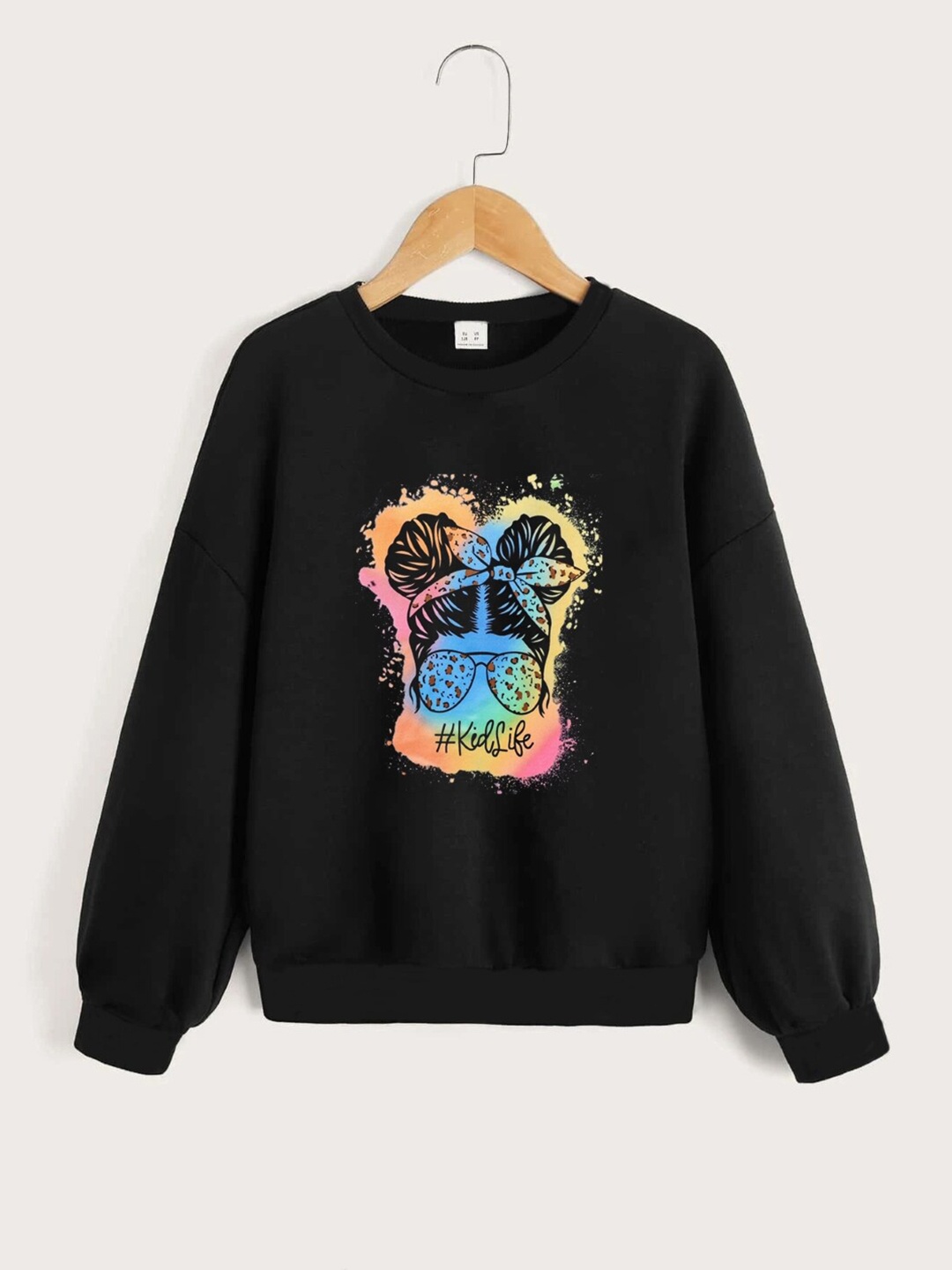 

StyleCast Girls Black Graphic Printed Pullover Sweatshirt