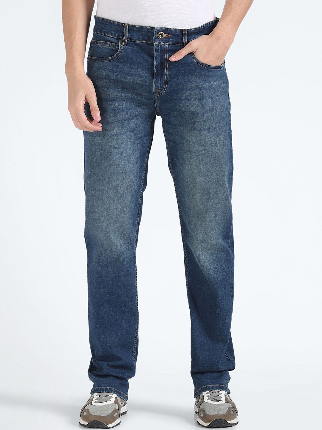 

Flying Machine Men Blue Straight Fit Jeans