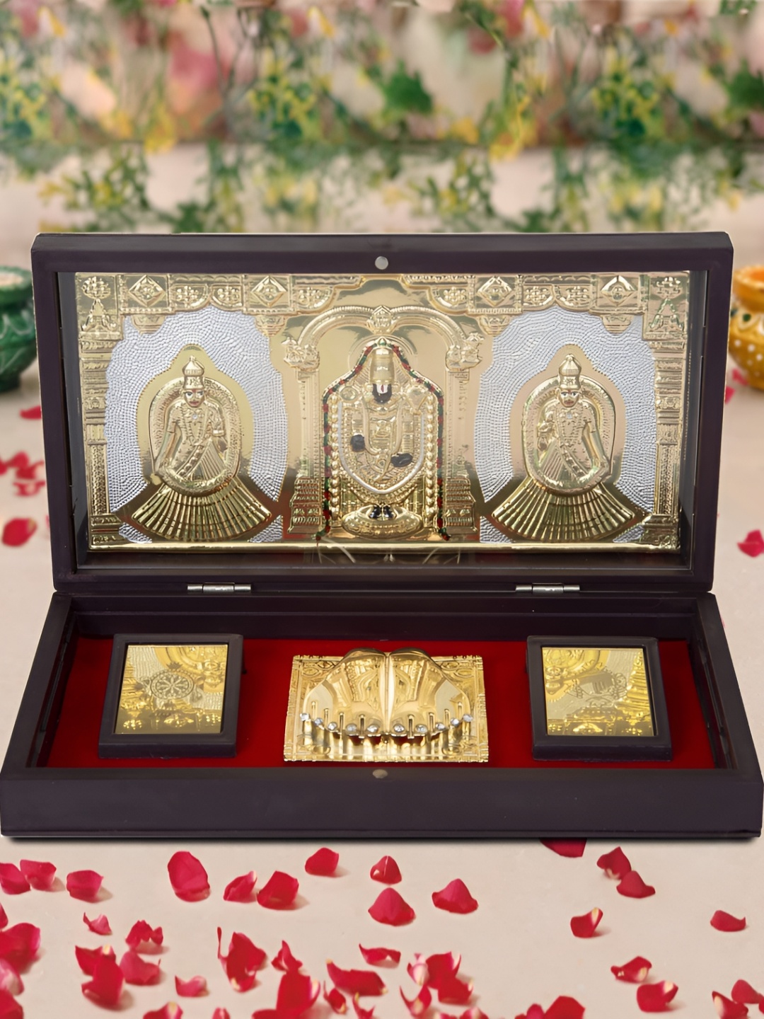 

INTERNATIONAL GIFT 4-Pcs Yellow Bala Ji God Idol With Charan Paduka, Gold