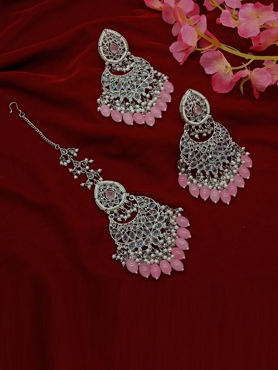

AASHISH IMITATION Rhodium-Plated Maang Tika and Earrings, Silver