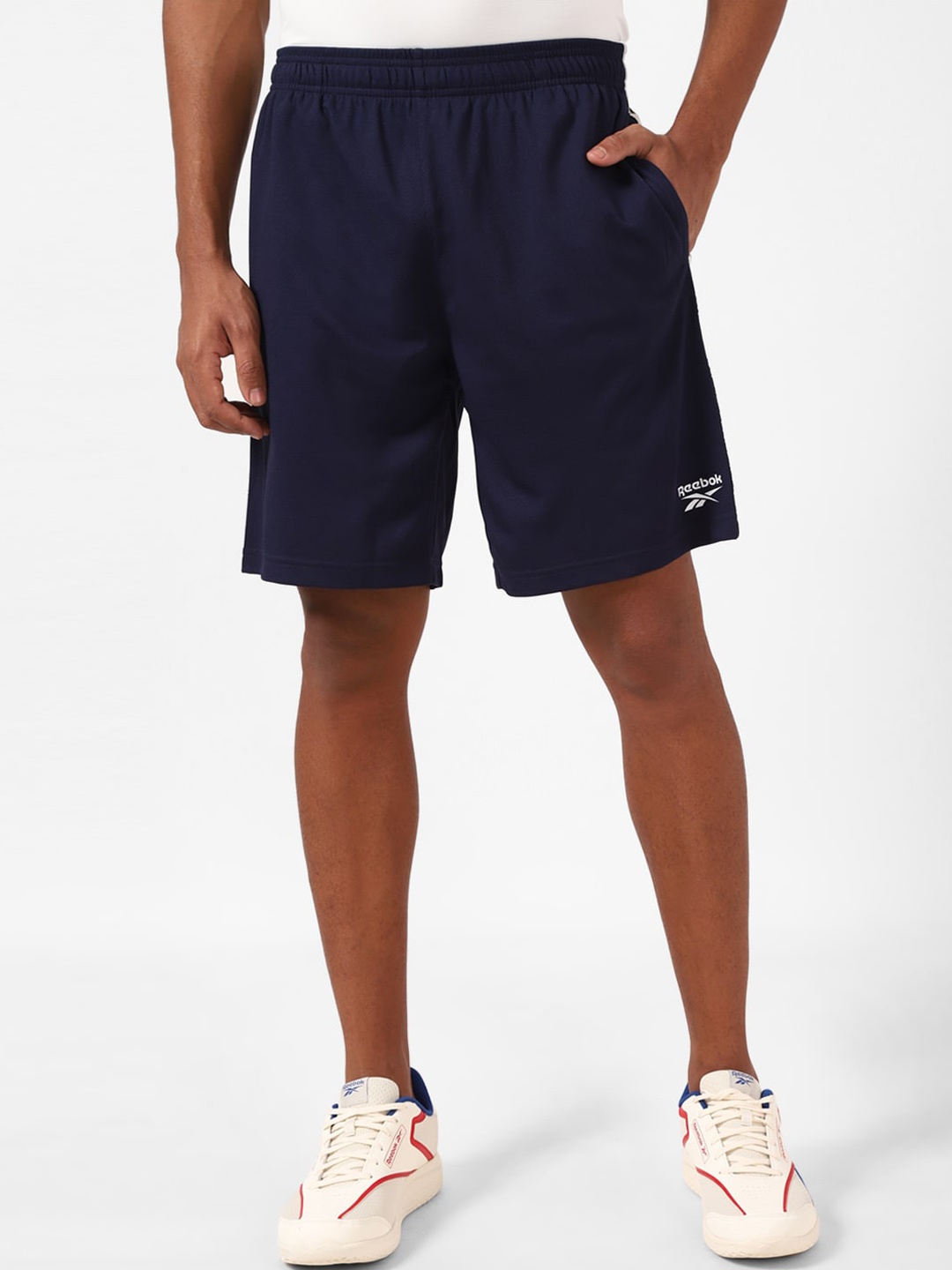 

Reebok Men Wf Printed Detail Sports Shorts, Navy blue