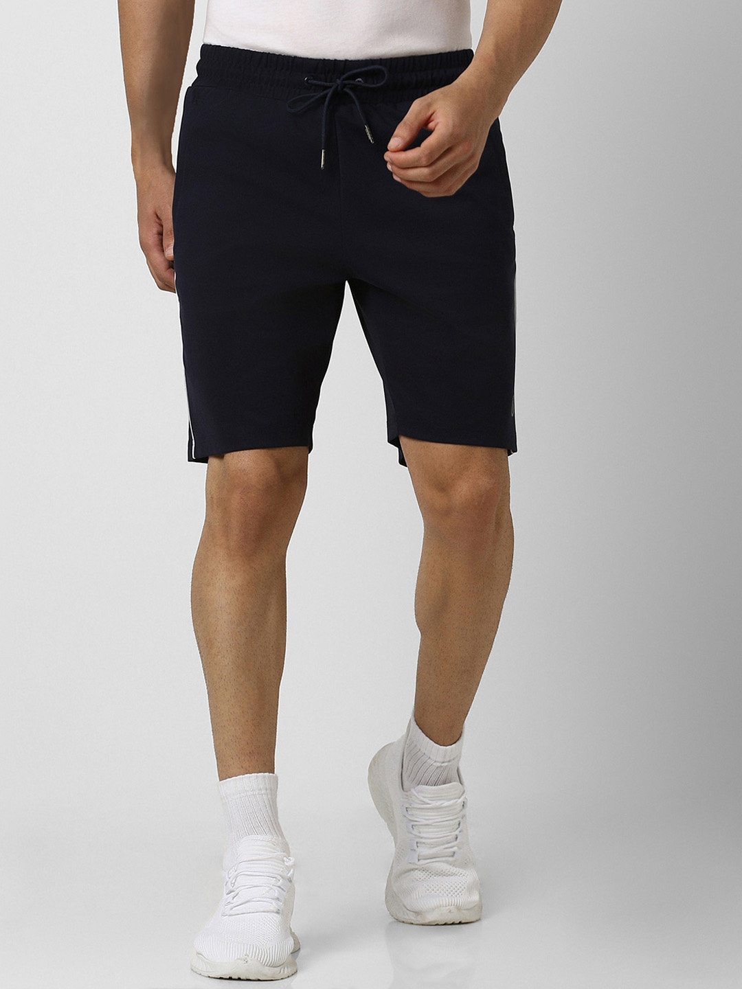 

Van Heusen Flex Men Mid Rise Shorts, Navy blue