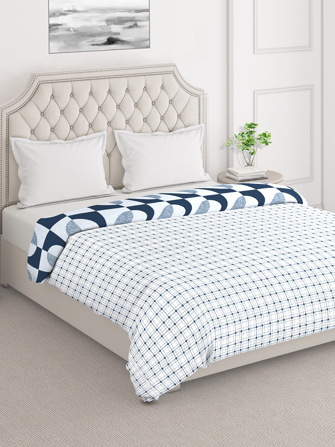 

Layers Illuminating Homes Blue Checked Cotton Mild Winter 150 GSM Single Bed Comforter