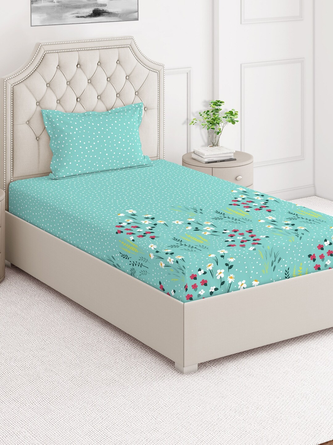 

Layers Blue Floral 220 TC Single Bedsheet with 2 Pillow Covers