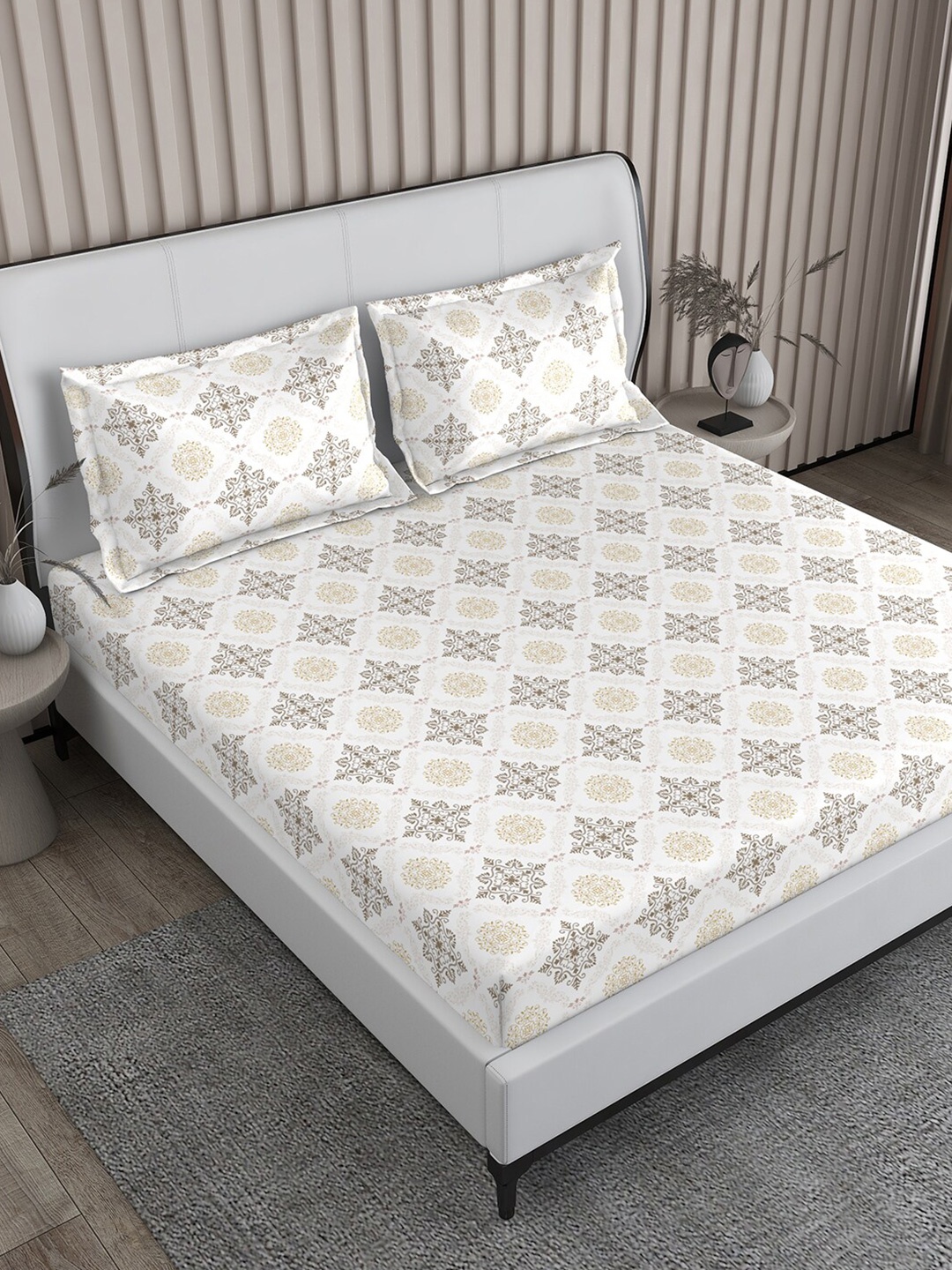 

Boutique Living India Brown Ethnic Motifs 220 TC King Bedsheet With 2 Pillow Covers