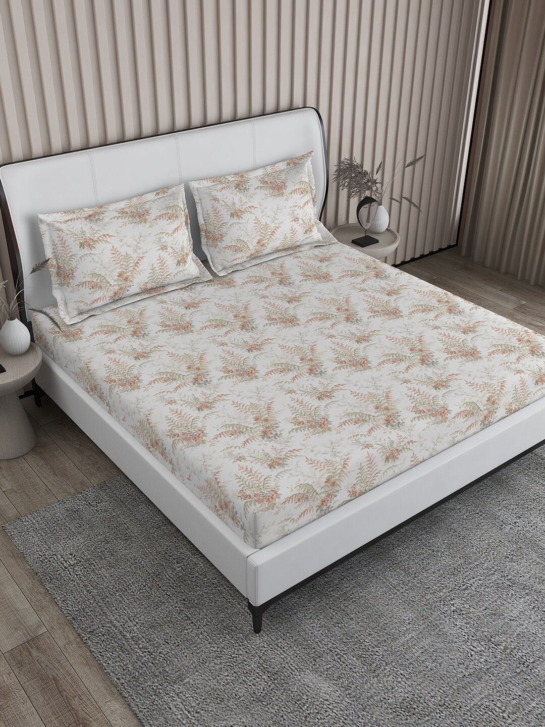 

Boutique Living Angelite Off White Pure Cotton 260 TC King Bedsheet With 2 Pillow Covers
