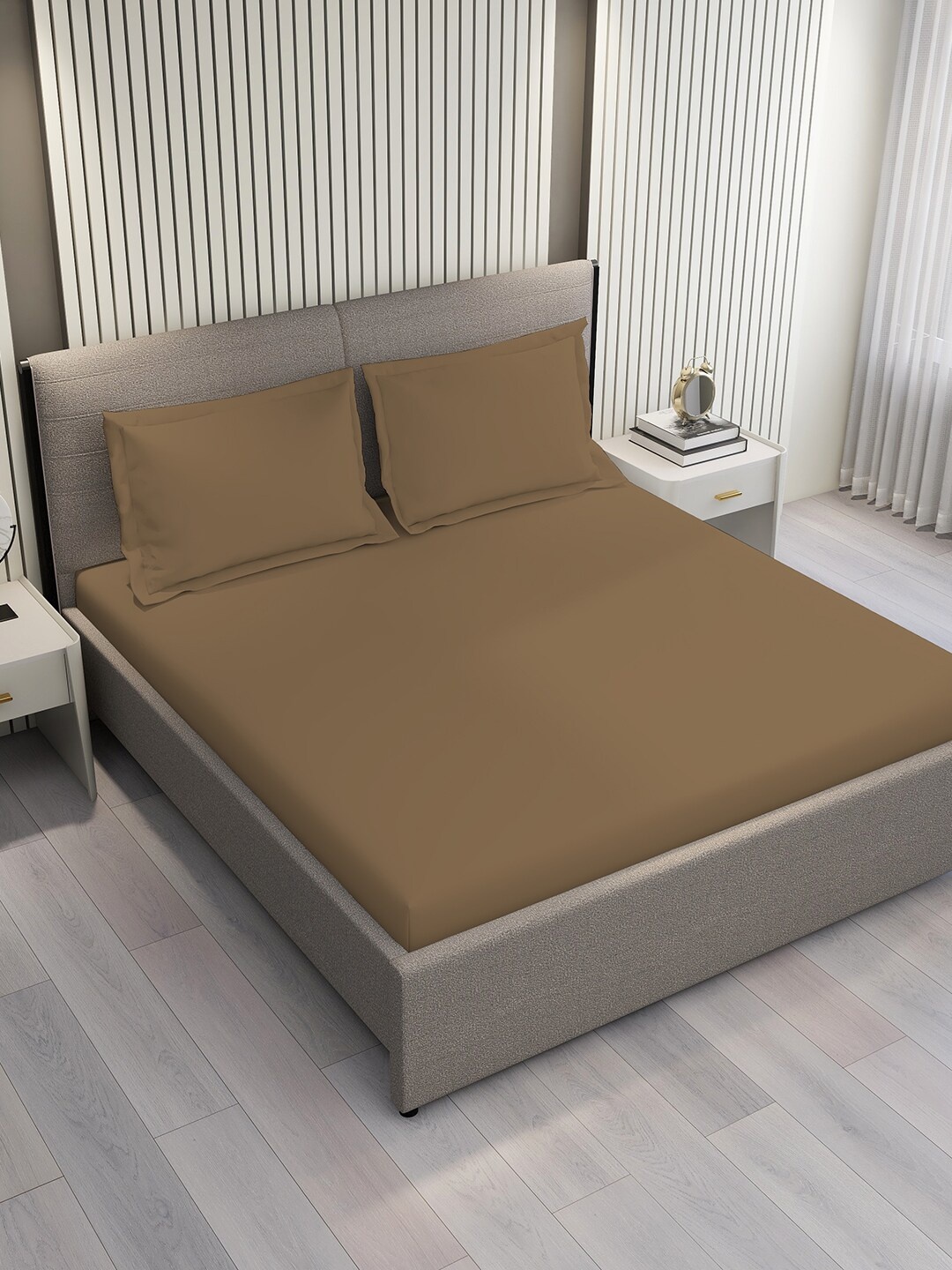 

Boutique Living India Brown 300 TC King Bedsheet With 2 Pillow Covers