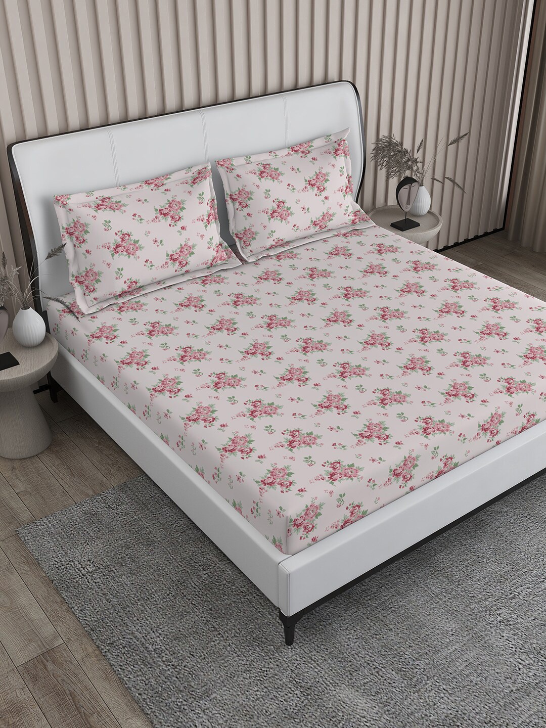 

Boutique Living India Pink Floral 300 TC King Bedsheet with 2 Pillow Covers