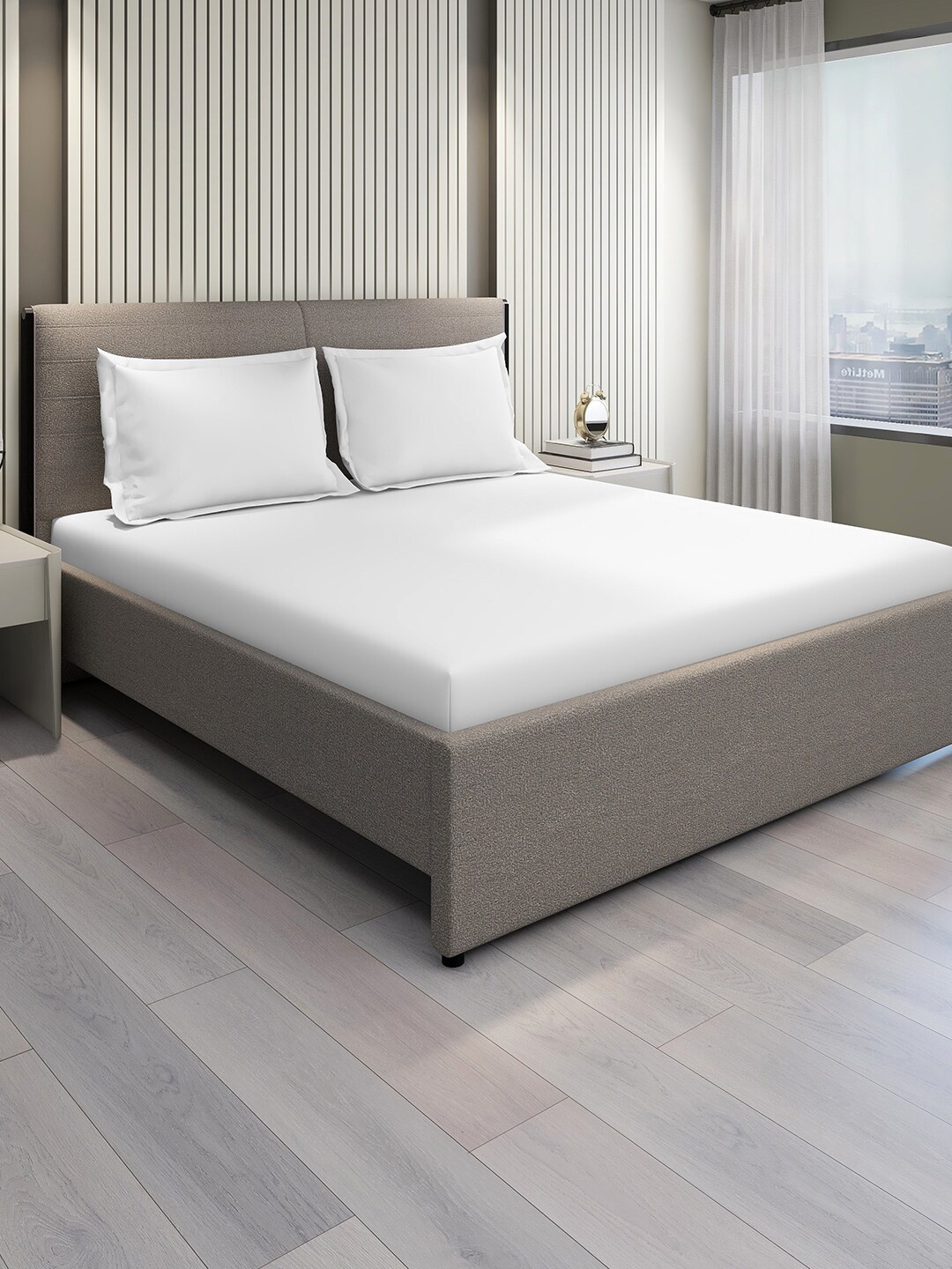 

Boutique Living India Natural Earth White 300 TC King Bedsheet with 2 Pillow Covers