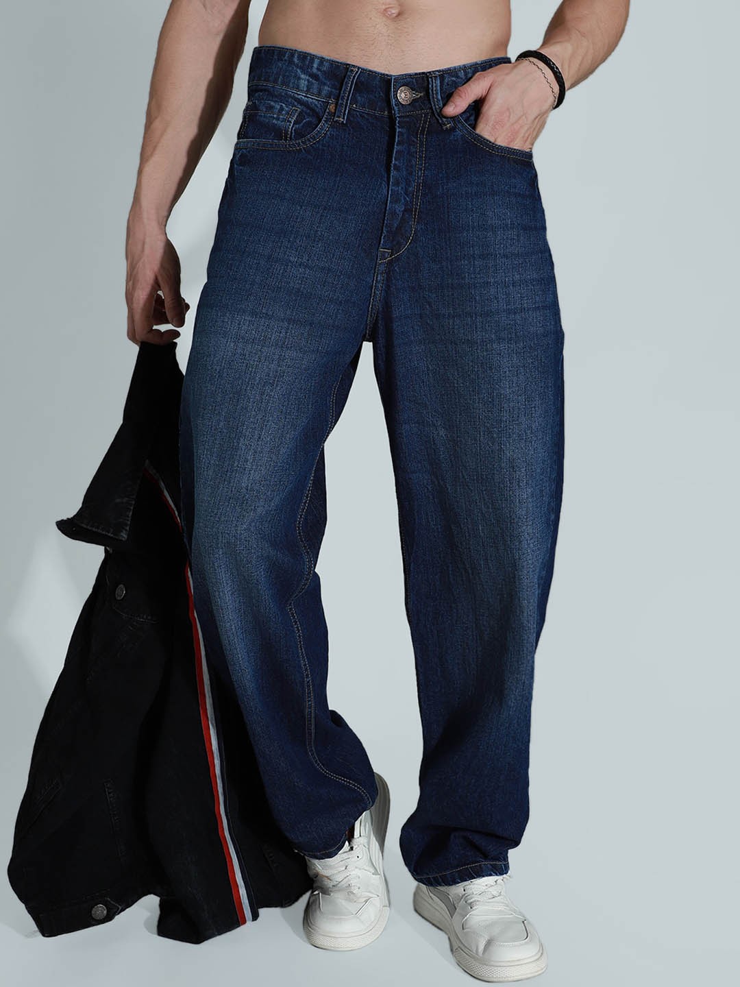 

High Star Men Wide Leg Mid-Rise Light Fade Clean Look Cotton Jeans, Blue